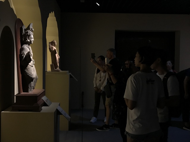 ذ凯发k8一触即发չʾ̶ػʹչһذչڴչĴԺʹԺӡȲ죬凯发k8一触即发һ廯Ŀӡչ
