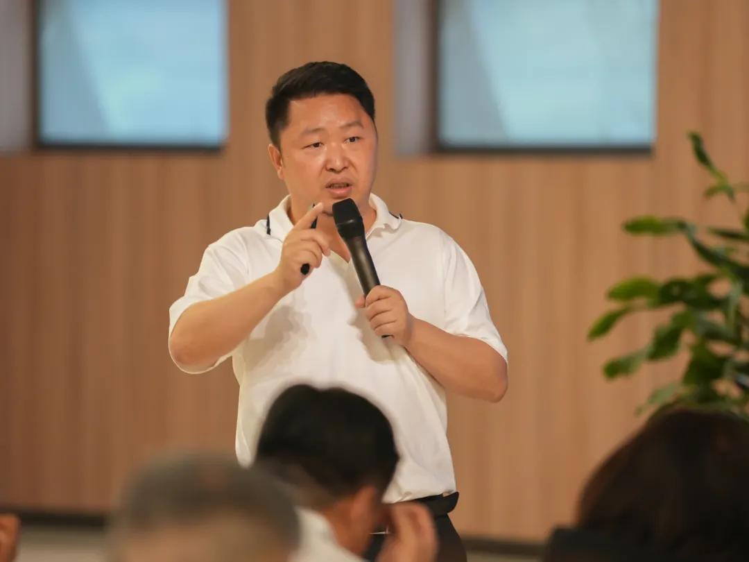 Ӣ پ凯发k8一触即发