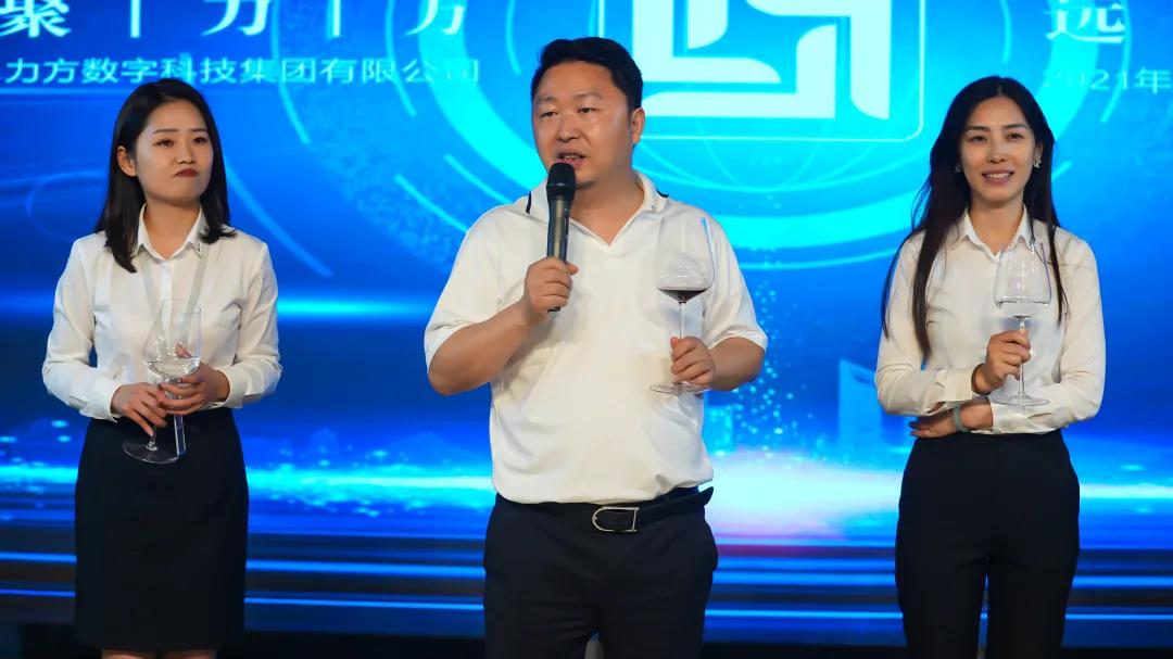 Ӣ پ凯发k8一触即发